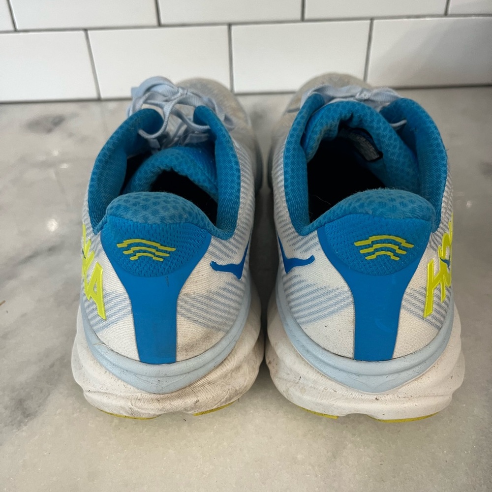 Hoka Clifton 9